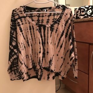 Splendid Crop Shirt with 3/4 Length Sleeves